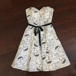 NWT White House Black Market Sundress